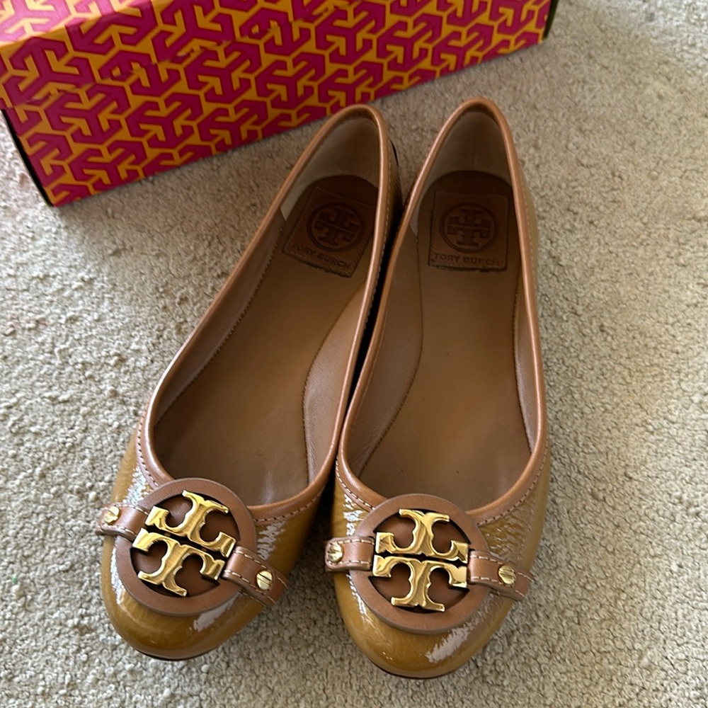 Tory Burch Sand Aden ballet flat